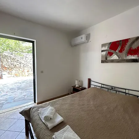 Seapine Apartment